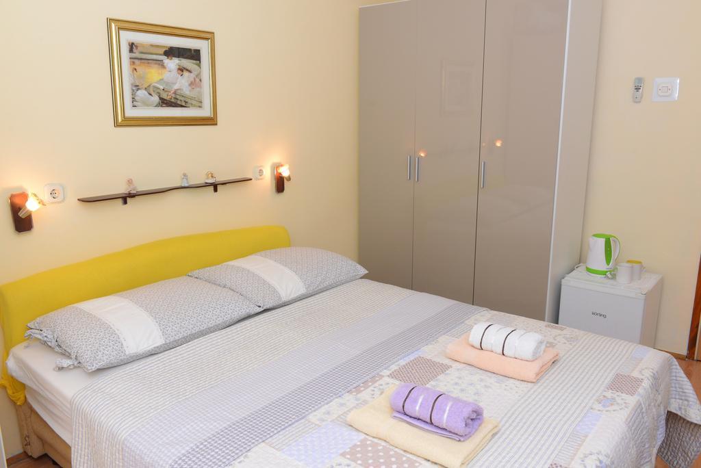 Private Room In The Center Of Split Exterior photo